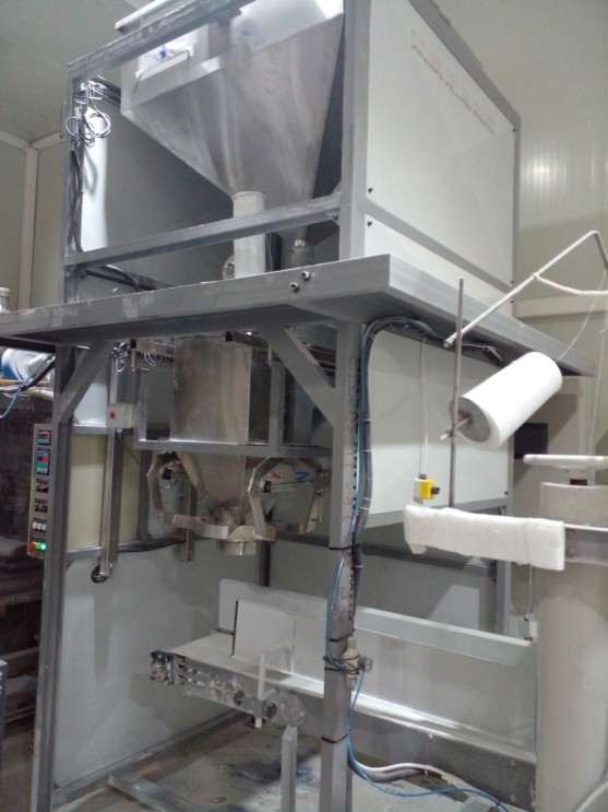Open bag powder filling machine